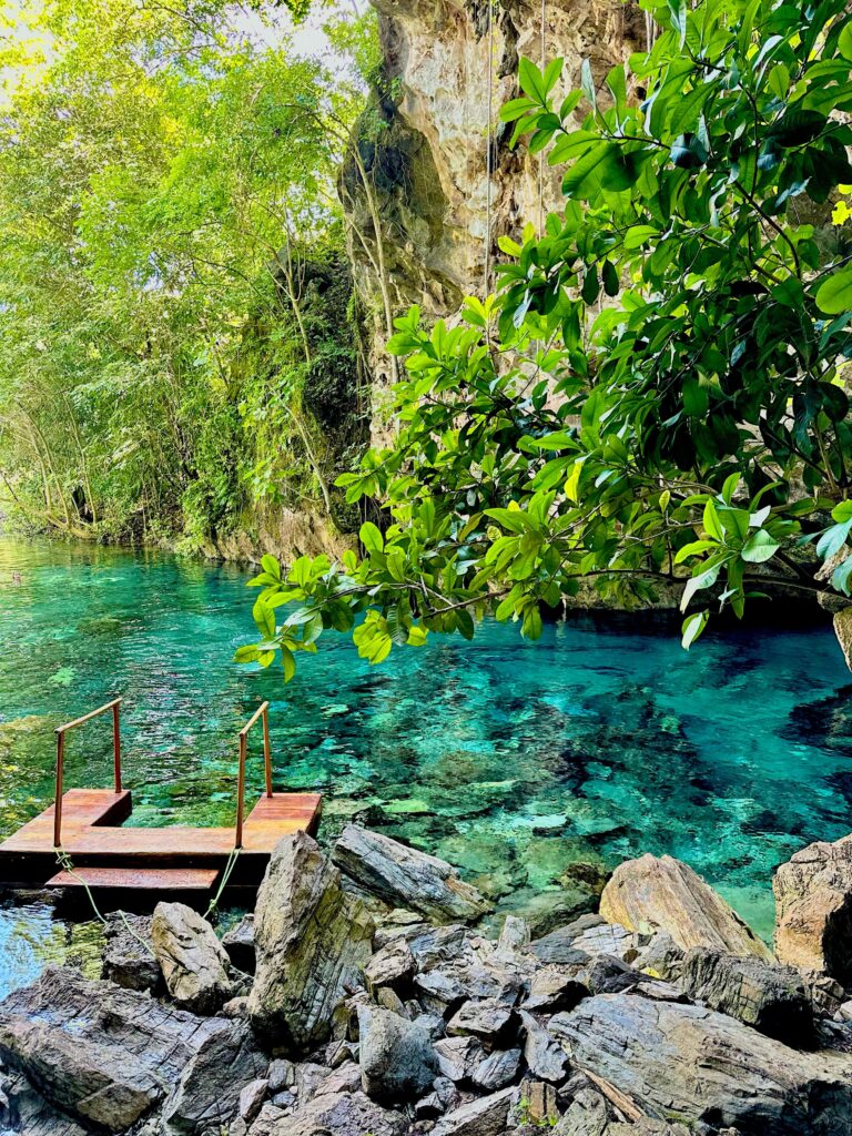 Jalapão 4x4 Pacotes de viagem e expedições 4x4 pelo Jalapão com conforto e aventura.